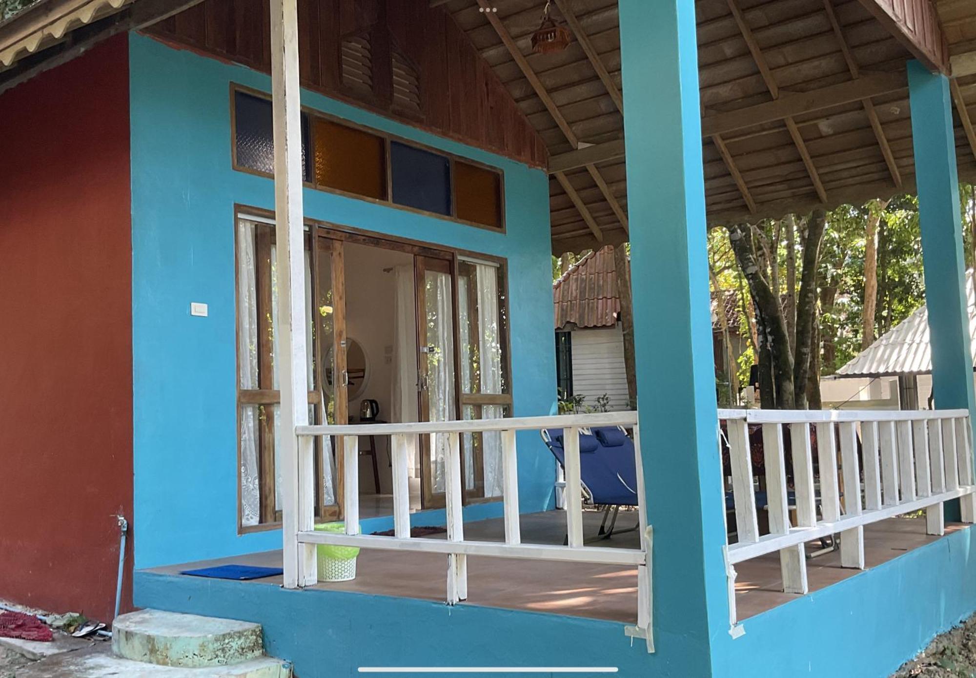 Heaven Beach Resort & Art Koh Phayam Buitenkant foto