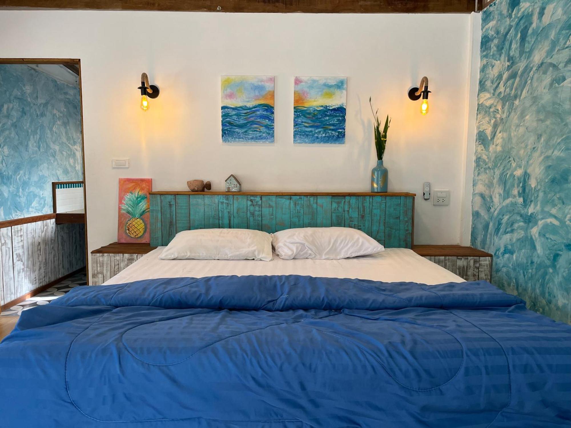 Heaven Beach Resort & Art Koh Phayam Buitenkant foto